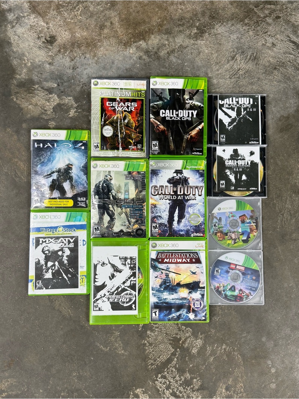 Xbox 360 14 Game Lot Call of Duty Black Ops Minecraft Halo Gears